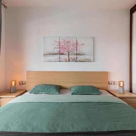 Go2Tenerife Apart'Madera Terrace, Swimming Pool & Parking Costa Adeje  ภายนอก รูปภาพ
