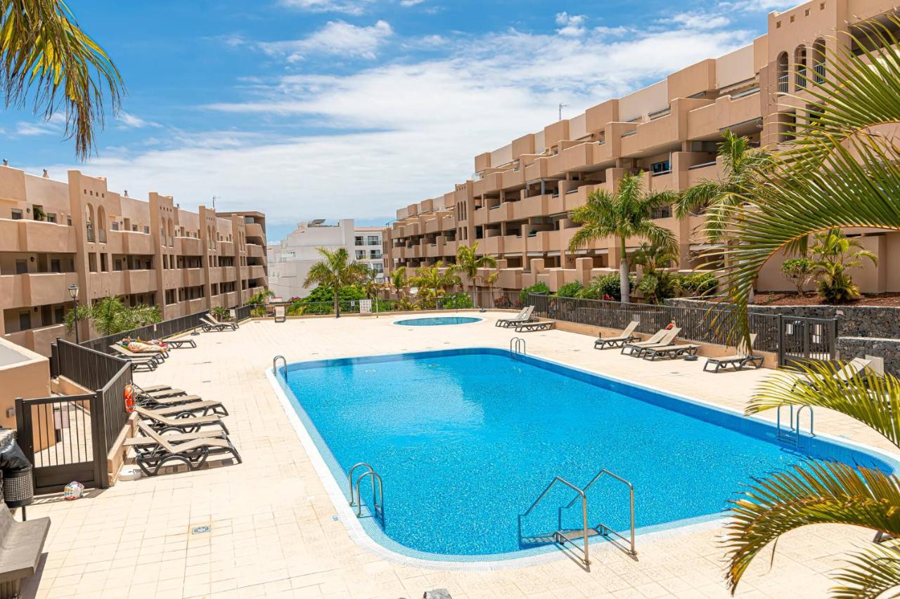 Go2Tenerife Apart'Madera Terrace, Swimming Pool & Parking Costa Adeje  ภายนอก รูปภาพ